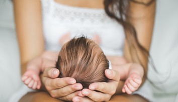 Matka sa po 38 rokoch dozvedela, že im v nemocnici zamenili deti. Potom prišiel ďalší šok