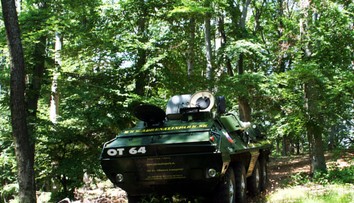 Vláda schválila nákup obrnených transportérov za viac ako miliardu eur