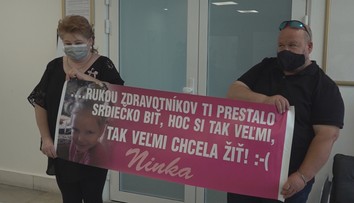Rodičia sa roky súdili s nemocnicou za smrť dcérky. Až dnes im dal súd za pravdu a priznal odškodné