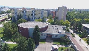 Kedysi československý unikát, dnes opustená ruina. Slávne kino zachránia mesto a nadšenci