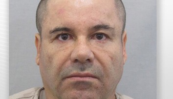 Mafiánovi El Chapovi začali zo stresu rednúť vlasy, dostal prechádzky naviac