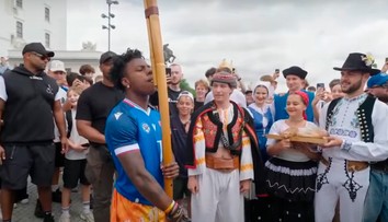 Ochutnal halušky a zasekol sa vo výťahu. Svetoznámy streamer IShowSpeed vyvolal v Bratislave ošiaľ