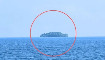 V obrovskom kanadskom jazere sa zrazu objavil záhadný ostrov. Nikto nevie, kam zmizol