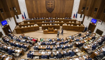 PS vedie pred Smerom, Republika je tretia. Pozrite si najnovší volebný prieskum