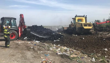 Požiar na Záhorí  sa podarilo po vyše 24 hodinách uhasiť
