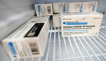 Objavili sa ďalšie prípady porúch zrážanlivosti krvi. Experti odporúčajú iné vakcíny ako Janssen