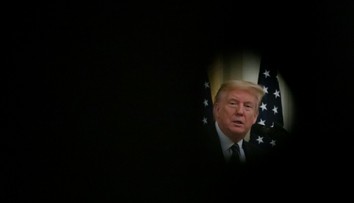 Trump vraj videl dôkaz, že koronavírus pochádza z laboratória vo Wu-chane