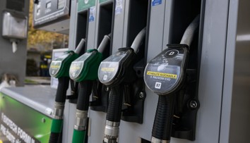 Benzín za 1,42 eura za liter. Poliaci od zajtra tankujú o 25 centov lacnejšie než Slováci
