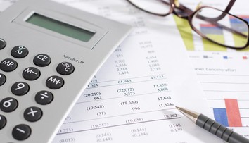 Častejšie ideme na účte do mínusu. Je to najdrahšia pôžička, aká existuje