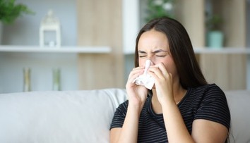 Pozor na to, čo vám vyjde z nosa. Farba hlienu môže odhaliť vážnejšie ochorenia