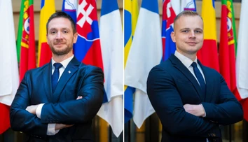 Europarlament posvietil na stranu, ktorej členmi sú Uhrík aj Mazurek. V hre je strata peňazí z EÚ
