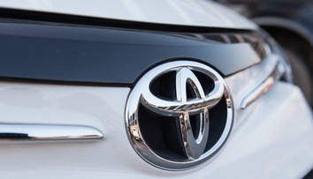 Toyota zvoláva do servisov pre nebezpečné airbagy. Týka sa to týchto modelov