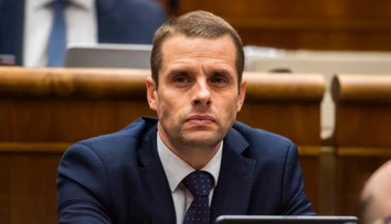 Vláda stiahla nomináciu Martina Klusa za člena európskych audítorov