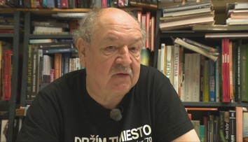 Na jeho príbehoch či textoch k piesňam vyrastali mnohí. Daniel Hevier oslavuje 70 rokov