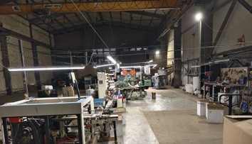 V nelegálnej výrobni v Žiline zadržali 43 miliónov kusov cigariet. Ide o historicky najväčší úlovok finančnej správy