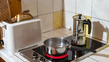 Novinka v Rakúsku. Domácnosti môžu žiadať peniaze na opravu spotrebičov