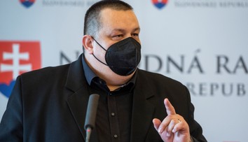 Nebudem sa brániť prešetrovaniu manažmentu pandémie, vyhlásil Mikas