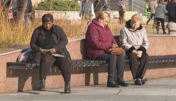 Desiatky eur navyše dôchodcom pracujúcich detí. Vláda bude rokovať o bonuse pre rodičov dôchodcov