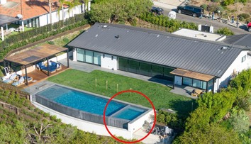 K smrti Matthewa Perryho „prispeli aj iné významné okolnosti“, tvrdí patológ. Z poslednej fotky herca mrazí