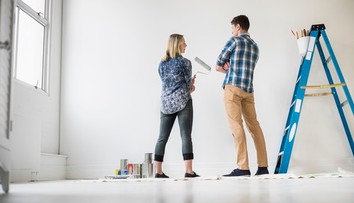 Maľovanie interiéru svojpomocne: Tipy profesionála, ako dosiahnuť dokonalý výsledok