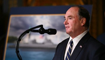 Predstavil svoj program a skončil. Hegseth vyhodil šéfa amerického námorníctva Phelana