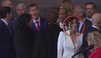 Muži nevedeli, kam sa majú pozerať. Odvážne odetá manželka miliardára Bezosa ich privádzala do rozpakov