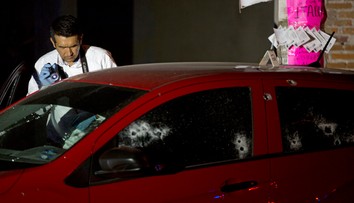 Hotový bitúnok! Prestrelka s políciou v Mexiku si vyžiadala životy 17 členov drogového kartelu