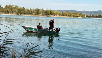 Pátranie na Zlatých pieskoch: Muž skočil z paddleboardu do vody a už sa nevynoril