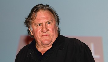 Herec Gérard Depardieu čelí ďalšej žalobe za sexuálne napadnutie