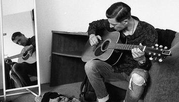 Slovenský herec bol nútený predať auto. Za všetko môže pandémia