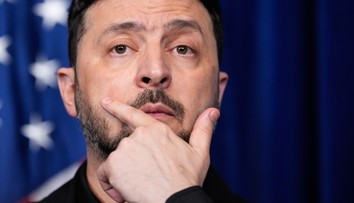 VIDEO: Zelenskyj sa neudržal, keď Trump táral o Putinovi. Jeho výraz tváre hovorí za všetko