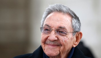 Raúl Castro zostane na čele Komunistickej strany Kuby ďalších päť rokov