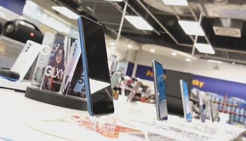 Práčky, chladničky či mobilné telefóny a notebooky zdražejú pred Vianocami až o 20 percent