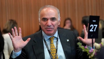 Kasparov tvrdí, že mu hrozí atentát: Západné bezpečnostné služby ma varovali pred ohrozením života