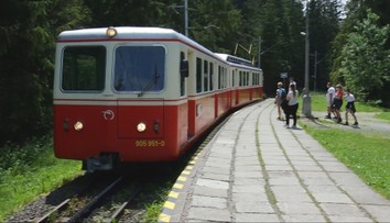 Legendárna tatranská zubačka oslavuje 130 rokov. Takto sa menila v čase