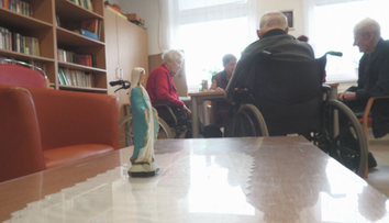 Šok pre dôchodcov. Domovy seniorov po celom Slovensku výrazne zdražujú