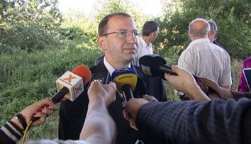 Zabudnutý batoh s 300-tisíc eurami zamestnáva políciu. V prípade panujú nejasnosti