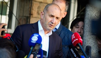 Voľby v Bulharsku vyhral podľa exit pollu Radev. Na vládu mu to však stačiť nebude