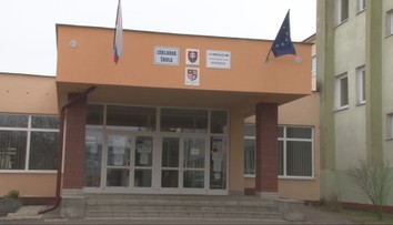 V troch mestách odmietli navrhované zmeny v sieti stredných škôl. Mestá si preto chcú vziať gymnáziá pod seba