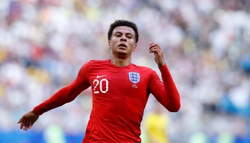 Zabudnite na tanec pri aute. Hviezda Tottenhamu prišla s touto krkolomnou výzvou