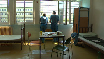 Niektorí mohli voliť, iní nie. Takto vyzerali voľby za mrežami