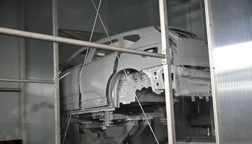 Závod Volvo pri Košiciach prijal 1000 zamestnancov a spustil prvú pracovnú zmenu