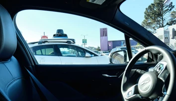 Taxíky bez vodiča sa blížia do Európy. Už je jasné, kedy vyrazia prvé