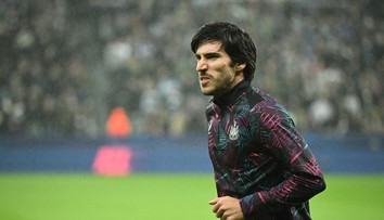 Jeho suspendácia sa z talianskej rozšírila na svetovú. Dúbravkovi sa po dlhom čase vracia kontroverzný spoluhráč