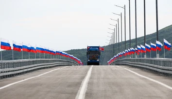 FOTO+VIDEO: Ďalší krok k zbližovaniu Ruska a KĽDR. Otvorili prvý cestný most medzi krajinami