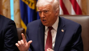 Trump stopol lotériu na zelené karty. Reaguje tým na krvavú streľbu na univerzite