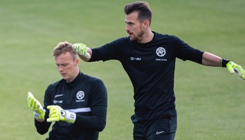 Rodáka nezradil a volal mu, aj keď nemal. Dúbravka sa vyjadril i k záujmu zo slávneho klubu