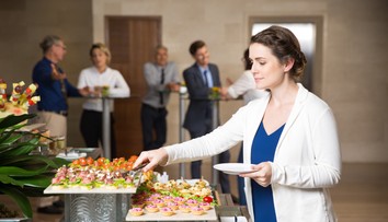 Dovolenka sa zmenila na horor: Jedlo z hotelového bufetu poslalo vyše stovku hostí na záchod a do nemocníc