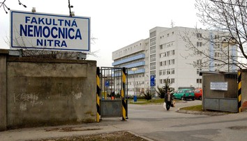 Napätá situácia v nitrianskej fakultnej nemocnici. Riaditeľ má lekárom siahať na platy