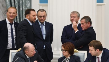 Putin zvolal oligarchov. Mal ich požiadať o miliardy na financovanie vojny na Ukrajine